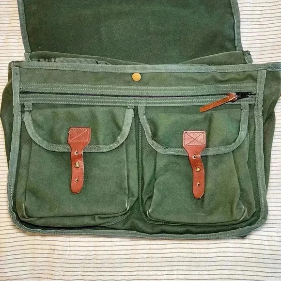 J.W. Hummel Co. Canvas / Leather Messenger bag - Picture 3 of 16